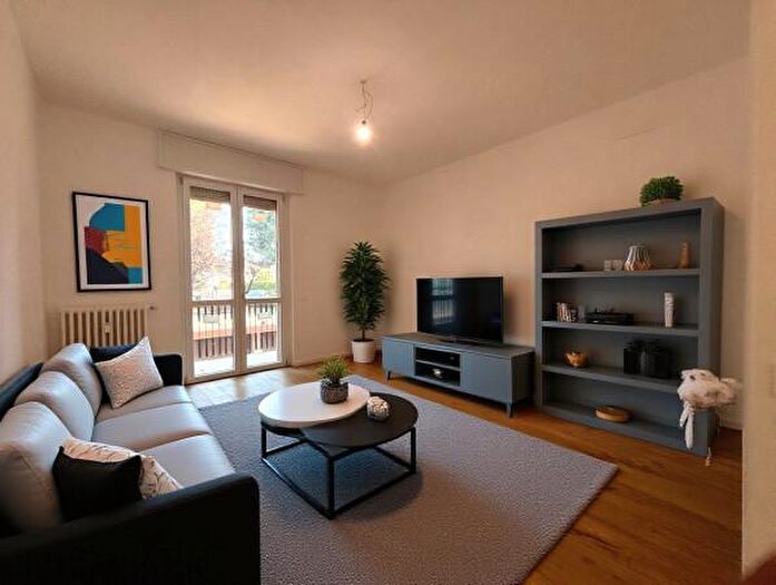 Appartamento trilocale in vendita in Via El Alamein, Burago Di Molgora