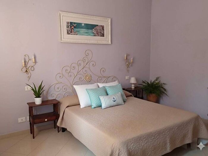 Appartamento trilocale in affitto in Piazza Serafino e Nino Alassio, Cervo