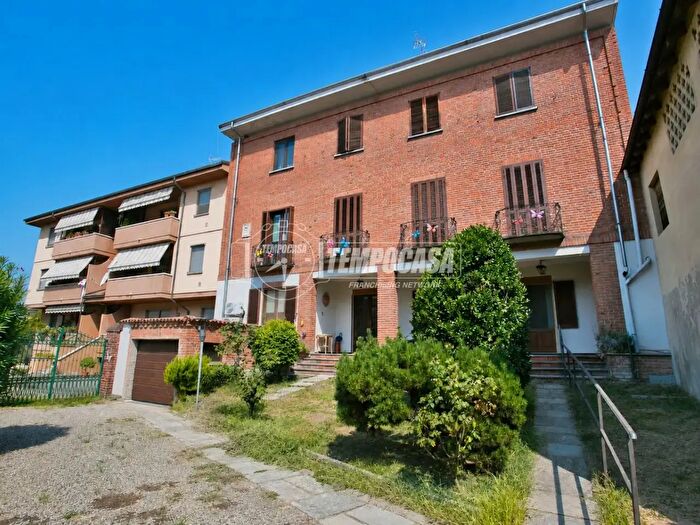 Appartamento trilocale in vendita in Sozzago