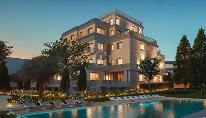 Appartamento quadrilocale in vendita in Desenzano Del Garda