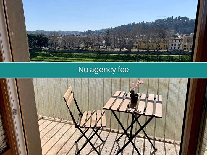Appartamento con 6 locali in affitto in Lungarno Amerigo Vespucci, Borgo Ognissanti Il Prato, Firenze