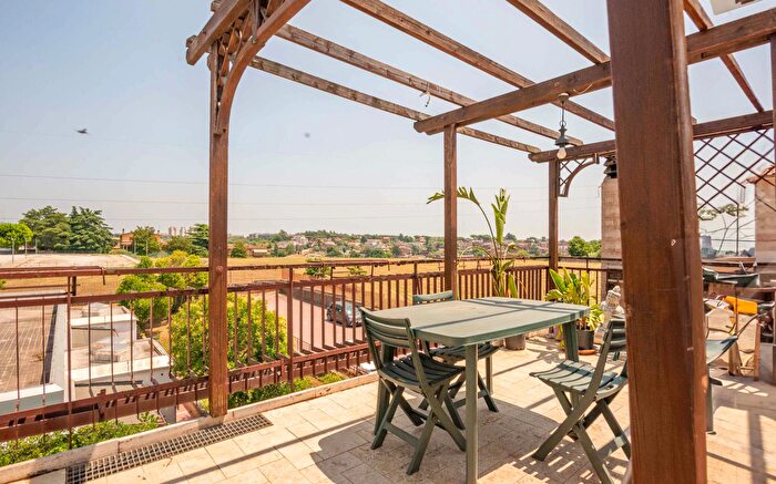 Casa bilocale in vendita in Via Orbassano, Roma