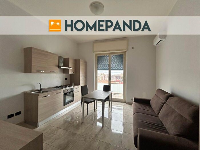 Appartamento monolocale in affitto in Via Etnea, Catania