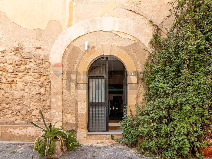 Casa bilocale in vendita in Vittorio Veneto, Siracusa