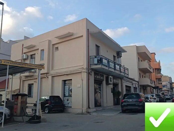 Appartamento con 7 locali in vendita in Reggio Calabria