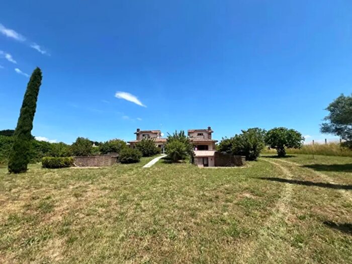 Casa con 6 locali in vendita in Strada Santo Janni, Oriolo Romano