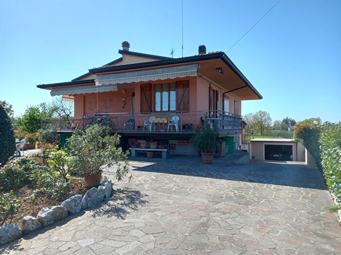 Casa quadrilocale in vendita in CastellArquato
