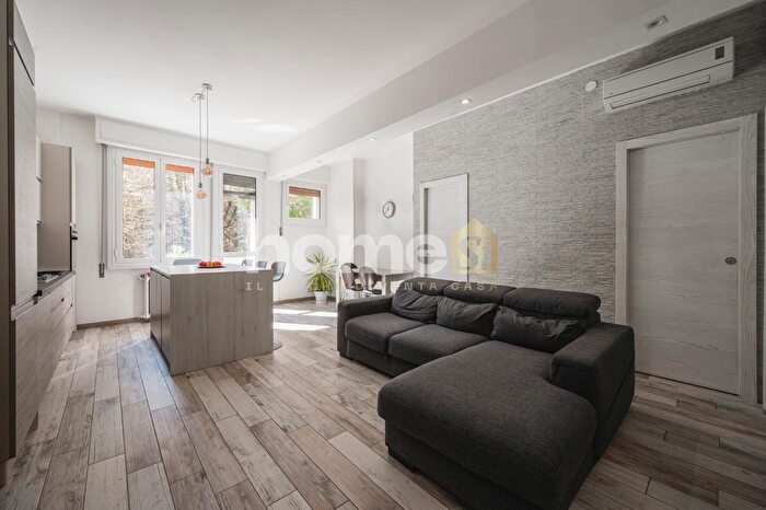 Appartamento trilocale in vendita in Via Mutilati del Lavoro, Reggio Emilia