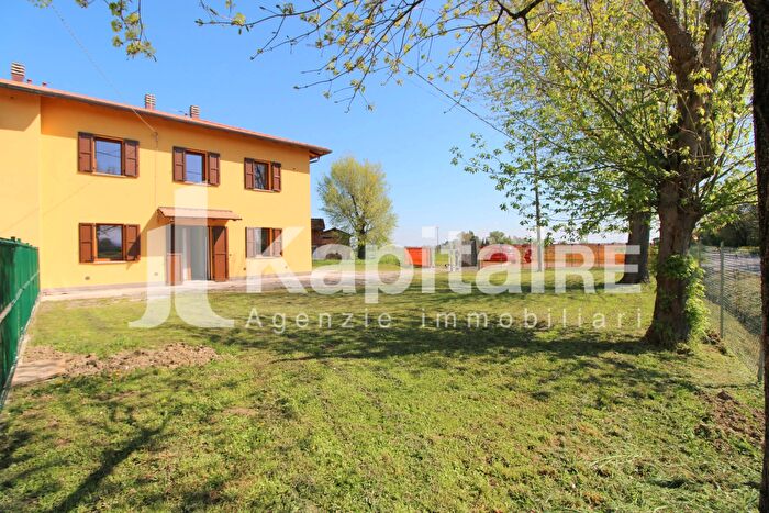 Casa con 6 locali in vendita in Via Marana Castenaso, Budrio