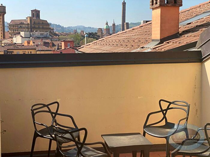 Appartamento quadrilocale in affitto in Via Irnerio, Irnerio, Bologna