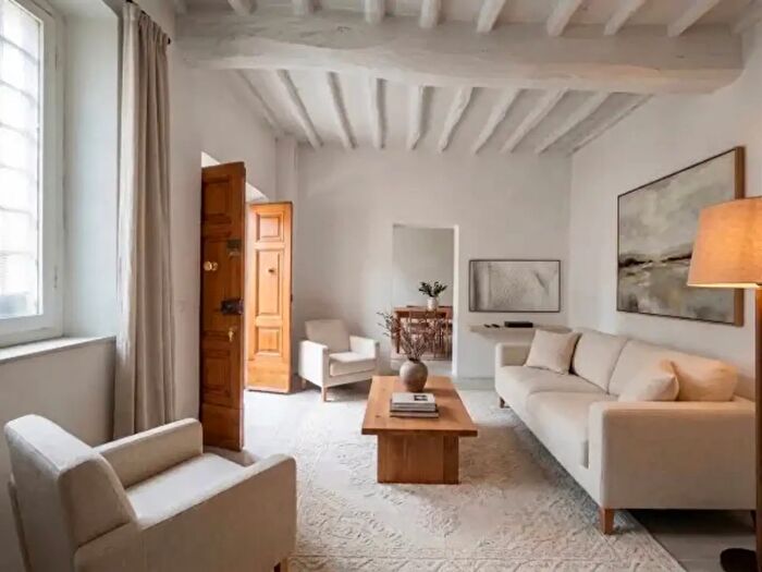 Casa con 6 locali in vendita in Prato