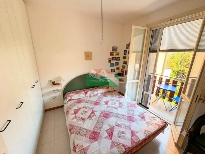 Appartamento trilocale in vendita in Viale delle Roveri, Ravenna