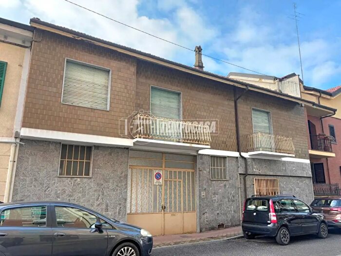 Casa con 5 locali in vendita in Via San Giuseppe, Nichelino