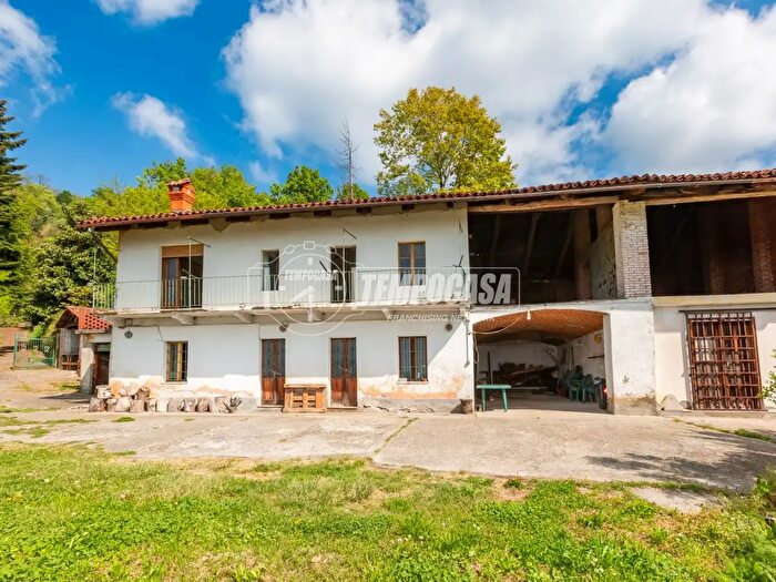 Casa con 7 locali in vendita in Strada Regione San Dalmazzo, Rivalba