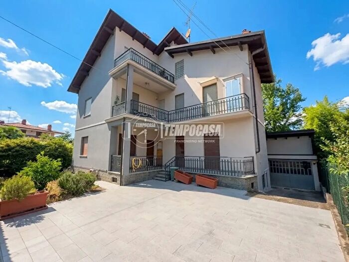 Appartamento trilocale in vendita in Via Barrera, Rosta