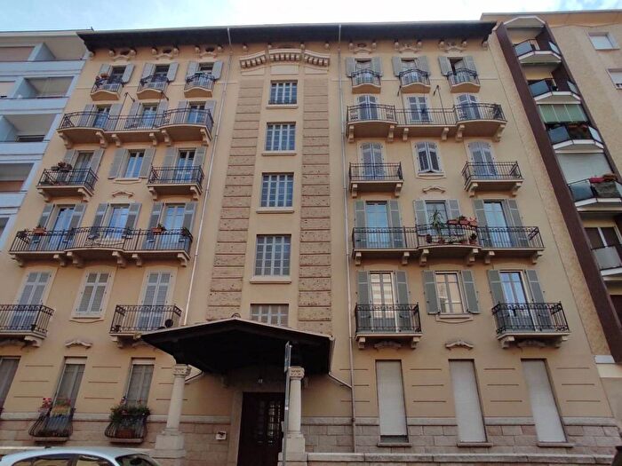 Appartamento quadrilocale in affitto in Via Piave, Porta Mortara, Novara