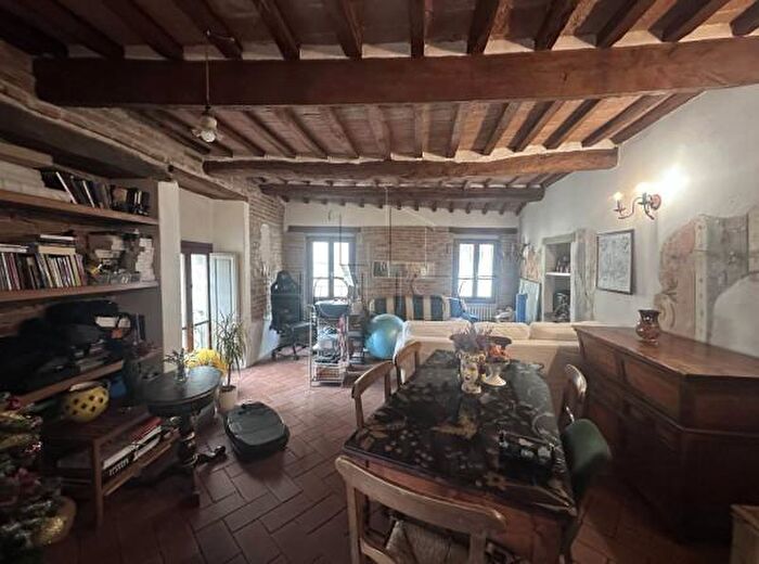 Appartamento trilocale in vendita in Piazza Matteotti, Citta Di Castello