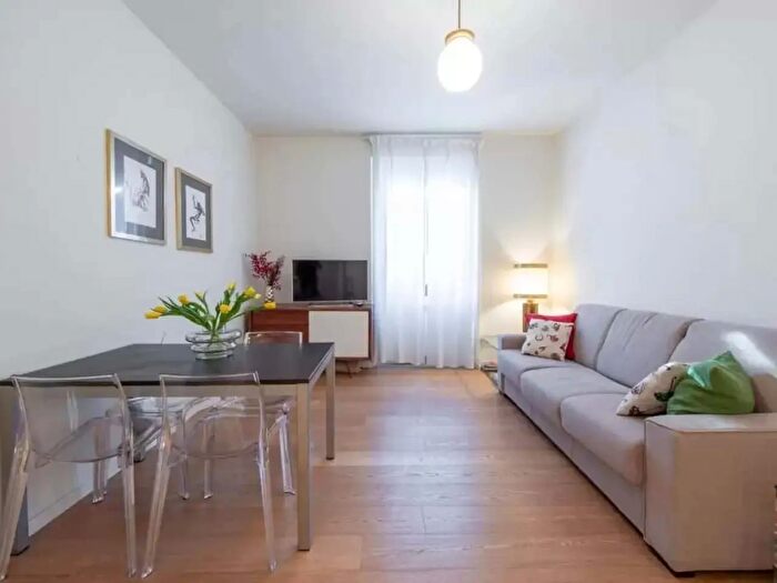 Appartamento monolocale in affitto in Via Federico Confalonieri, Milano