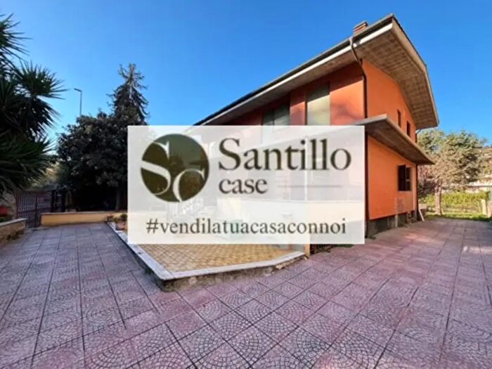 Casa con 5 locali in vendita in Via di Casal del Marmo, Roma