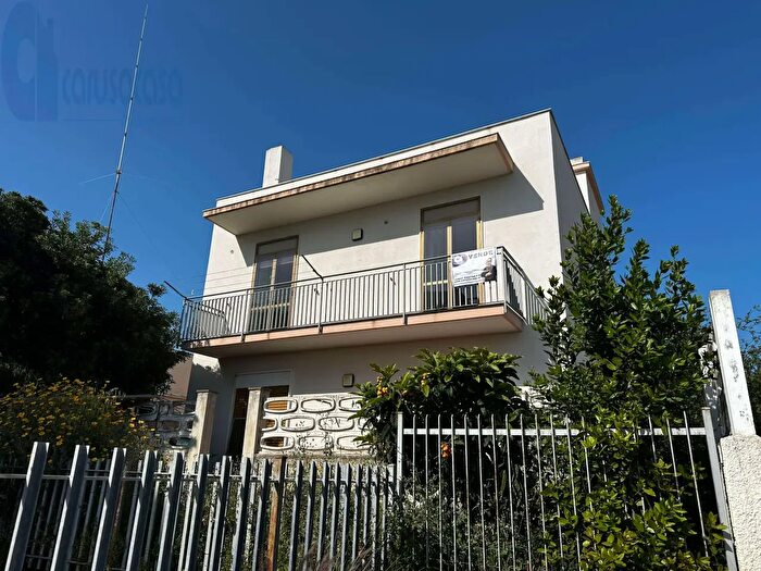 Appartamento quadrilocale in vendita in Via Eraclito, Augusta