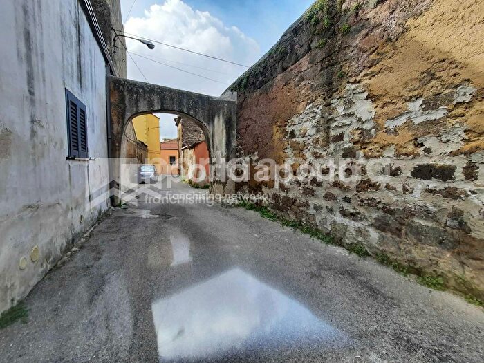 Appartamento con 6 locali in vendita in Via Pontesano, San Prisco