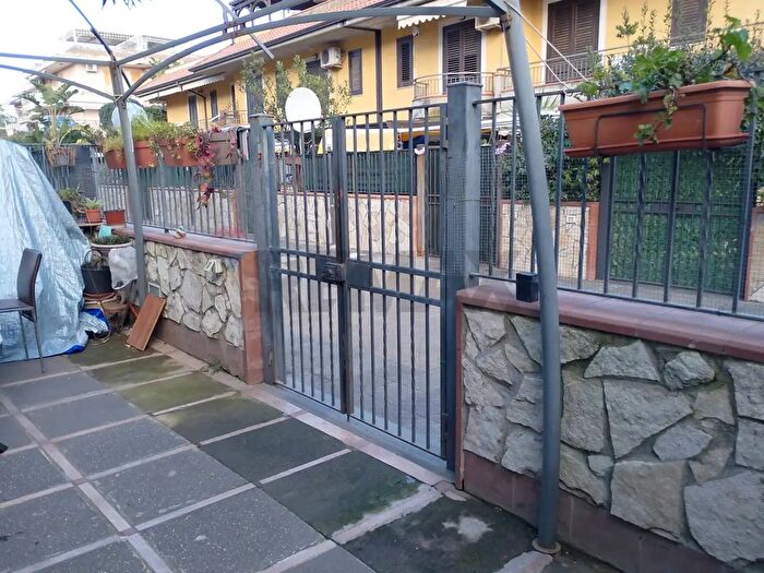 Casa trilocale in vendita in Via Sant Anna, Mascali