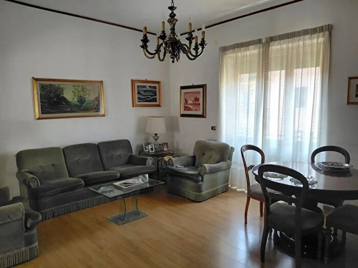 Appartamento quadrilocale in vendita in Via Francesco Cilea, Napoli