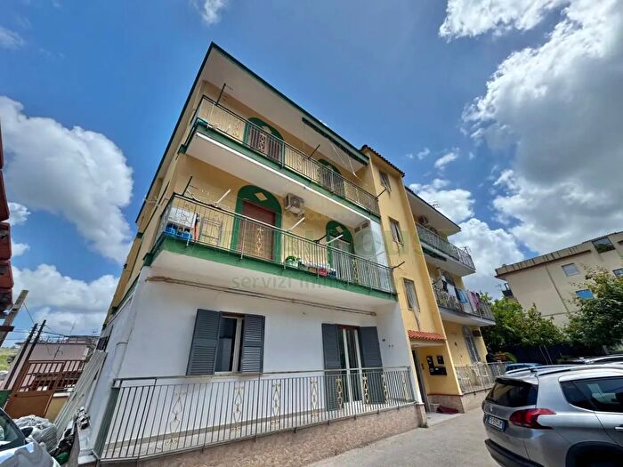 Appartamento trilocale in affitto in Via Antiniana, Pozzuoli