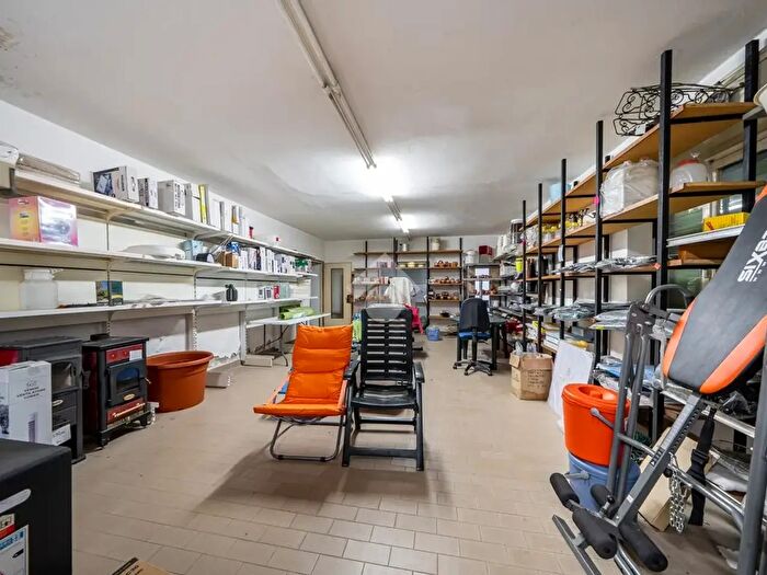 Appartamento trilocale in vendita in Via Roma, Montecchia Di Crosara