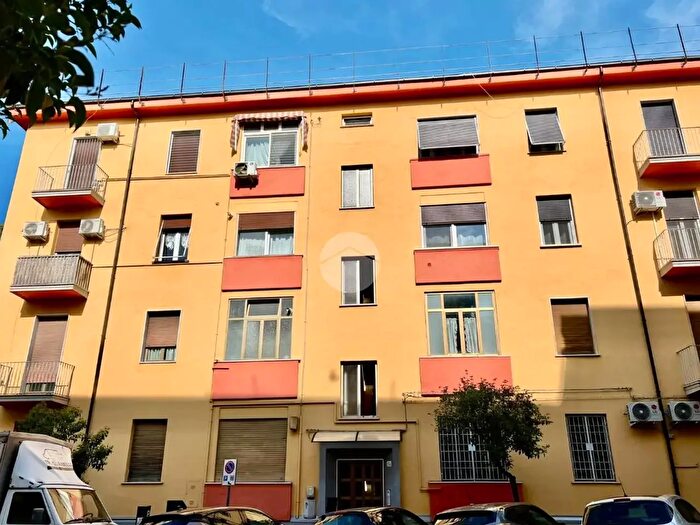 Appartamento quadrilocale in vendita in Viale della Repubblica, Cosenza