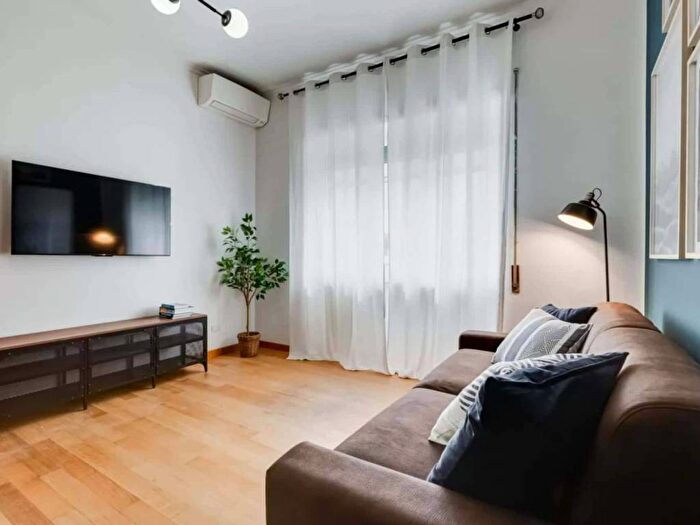 Appartamento trilocale in affitto in Via Raimondo Montecuccoli, Casal Bertone, Roma