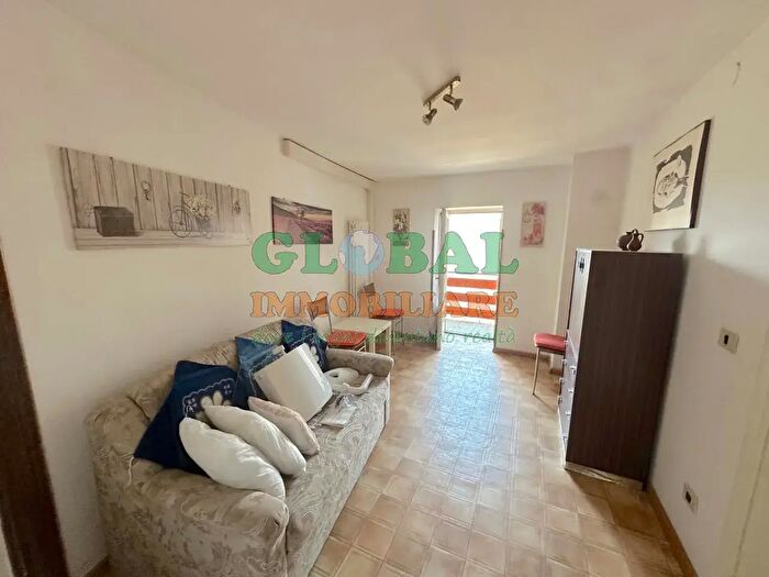 Appartamento trilocale in vendita in Via Brigata Acqui, Bieno