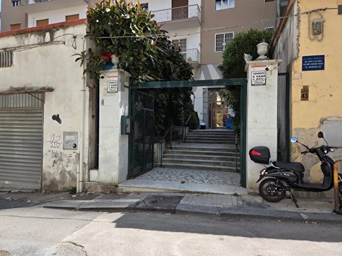 Appartamento monolocale in affitto in Napoli