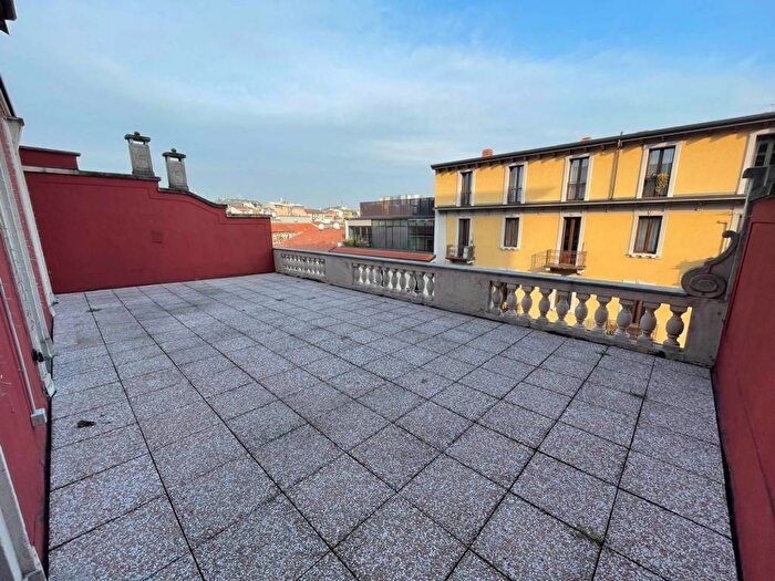 Appartamento bilocale in affitto in Via Spartaco, Cadore, Milano