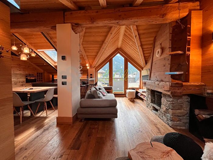 Appartamento trilocale in affitto in Courmayeur