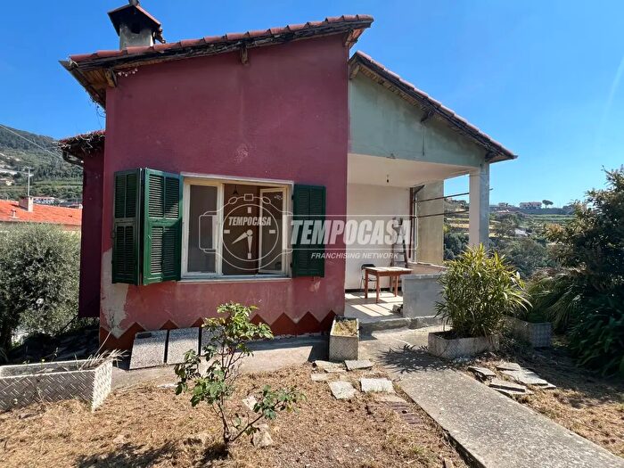 Casa quadrilocale in vendita in Via Giovanni Pascoli, Sanremo