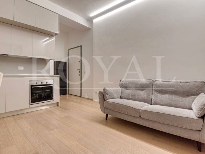 Appartamento bilocale in affitto in Via Francesco Redi, Morgagni, Milano