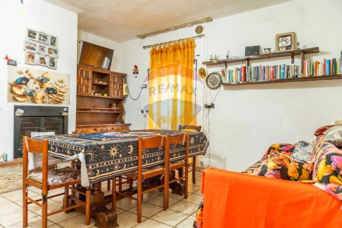 Casa con 5 locali in vendita in Via Piave, Santa Maria Nuova