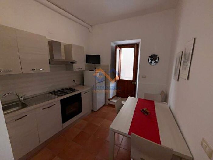 Casa con 6 locali in vendita in Via Madrice, Castellammare Del Golfo