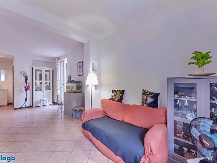 Appartamento bilocale in vendita in Via alla Rovinata, Lecco