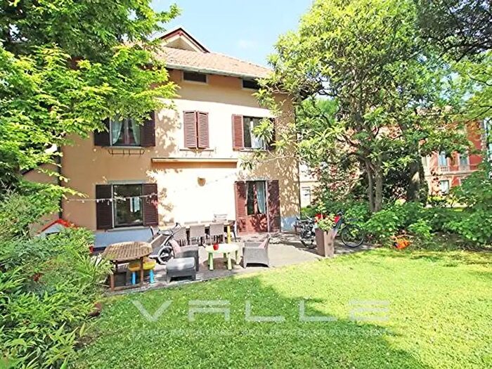 Appartamento con 10 locali in vendita in Via S Alessandro, Bergamo