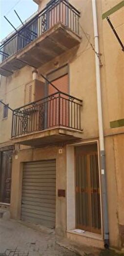 Casa quadrilocale in vendita in Via Niscemi, San Cataldo