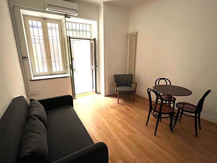 Appartamento bilocale in affitto in Via Varese, Moscova, Milano