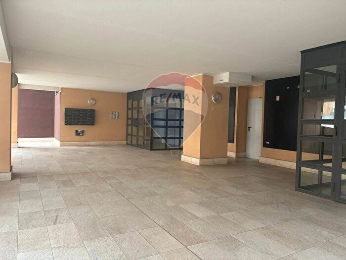 Appartamento bilocale in vendita in Via Filippo Cremonesi, Roma