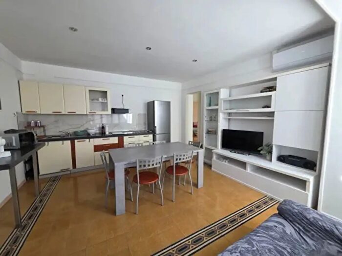 Appartamento trilocale in vendita in Via Alessandro Manzoni, Omegna