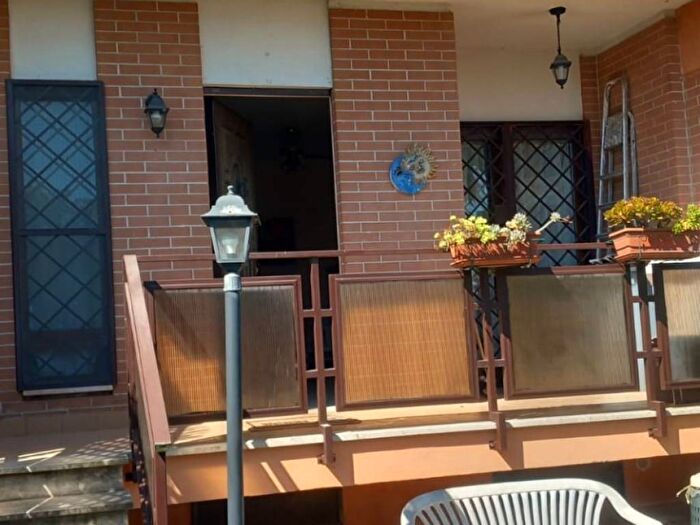 Casa quadrilocale in affitto in Via Floro, Marco Simone, Guidonia Montecelio
