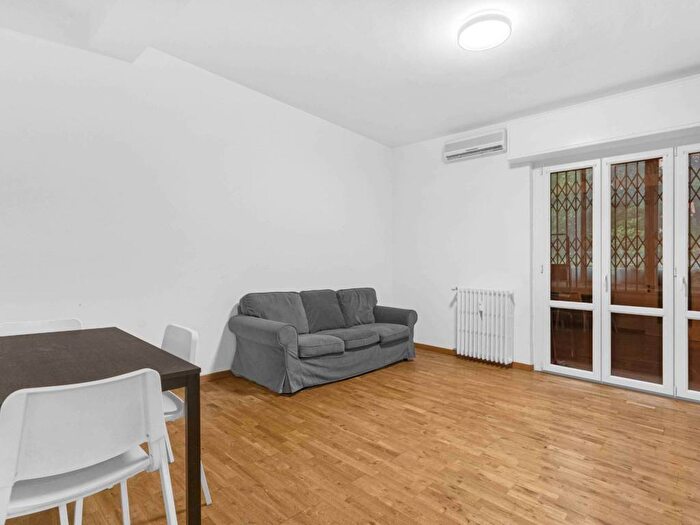 Appartamento trilocale in affitto in Via Aicardo, Pezzotti Meda, Milano