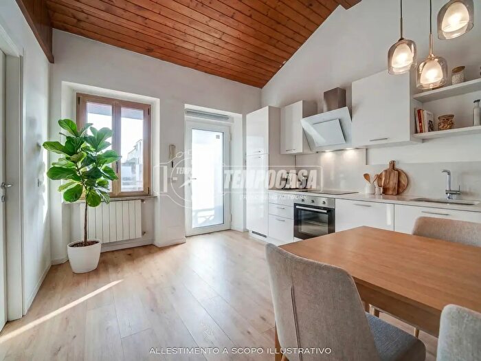 Appartamento bilocale in vendita in Via Cadolini, Gallarate