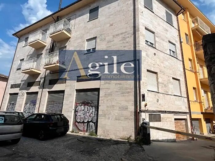 Appartamento con 5 locali in vendita in Corso di Sotto B, Ascoli Piceno