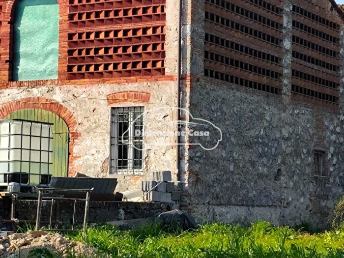 Casa con 5 locali in vendita in Capannori